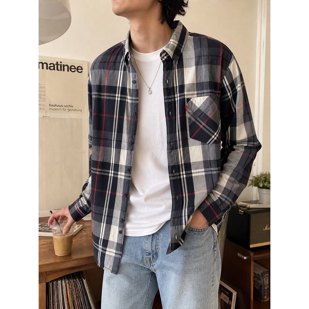 Levi’s Men’s XL Plaid Button Down Shirt Long Sleeve Cotton Blend